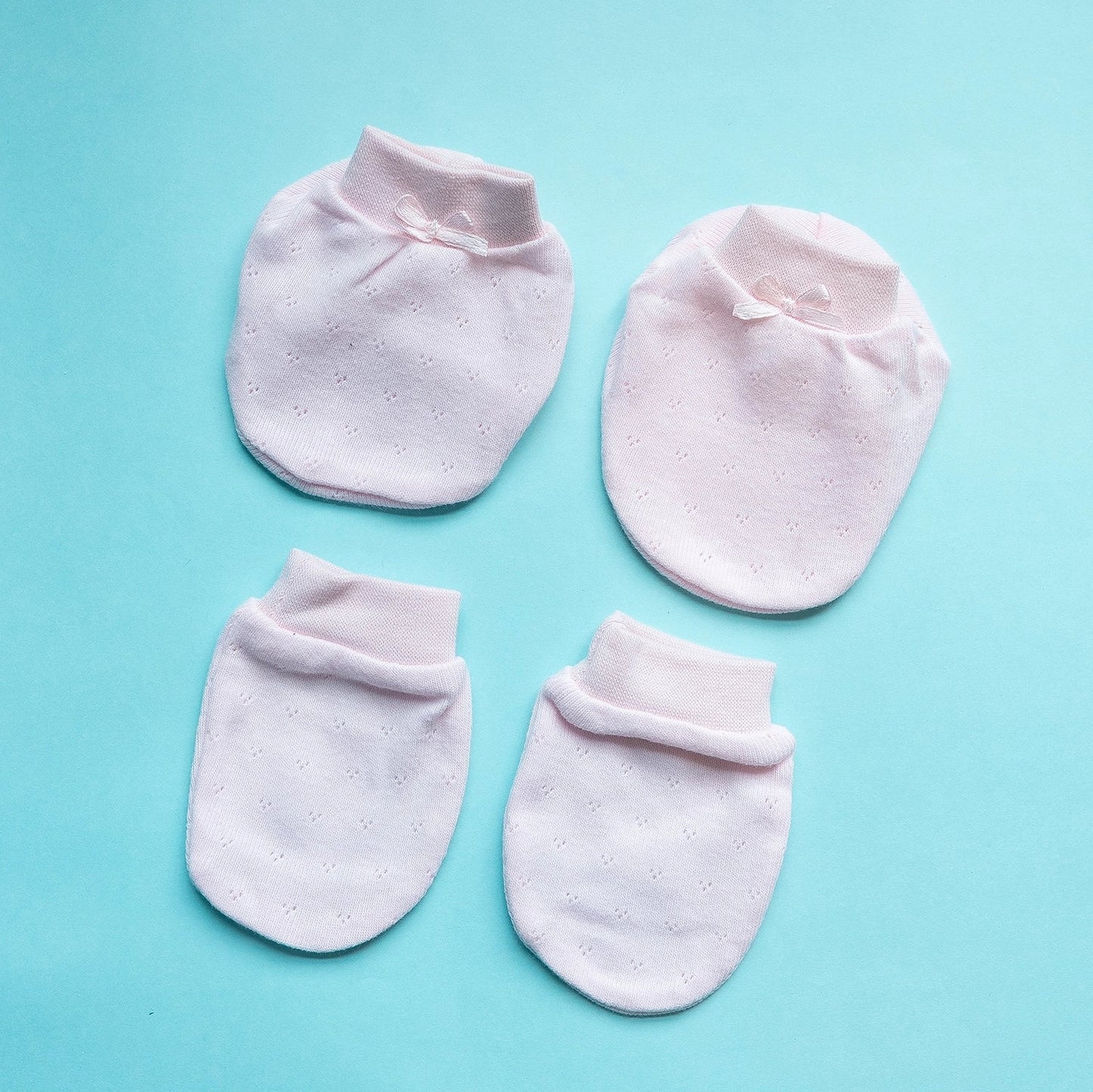 Mittens + Booties White