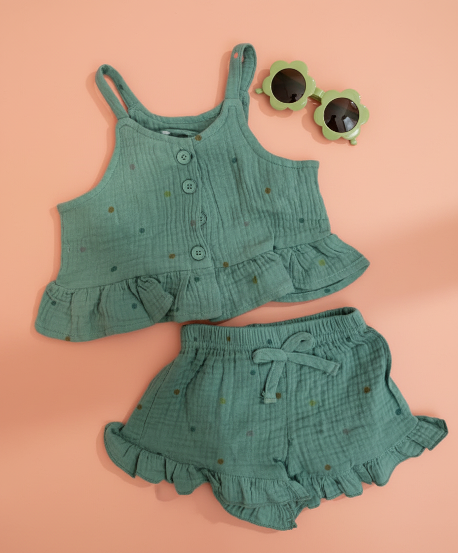 Co-ord Set Green with Glasses